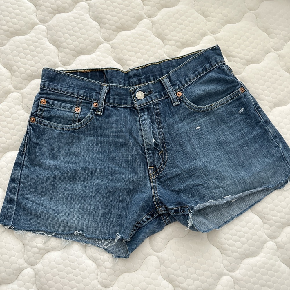 Levi’s shorts